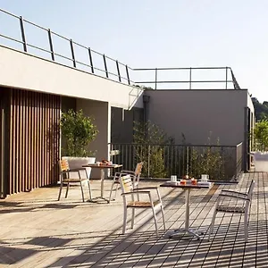 dock-ouest-residence.hotels-rhonealpes.com/